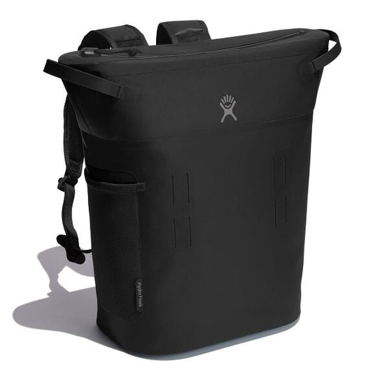 20-l-day-escapetm-pack-v9 20-l-day-escape-soft-cooler-pack-black-angled_1_1.jpg