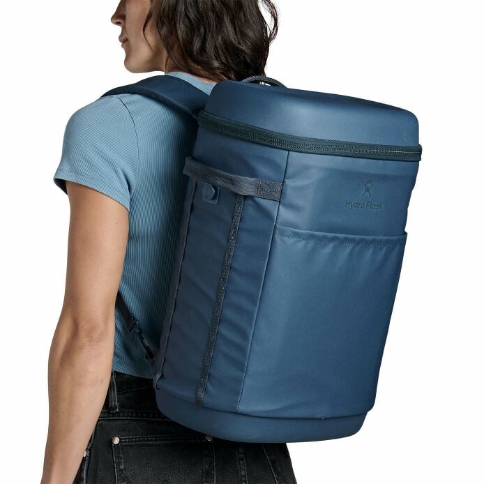 carryouttm-backpack-22-l-g8 250815_hydro_s26_hb_14605_7.jpg