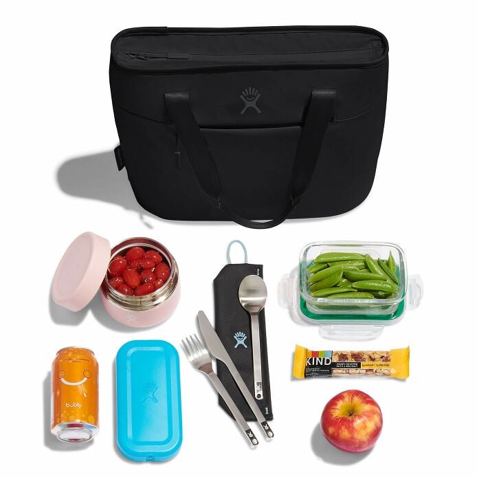 8-l-insulated-lunch-tote-t4 8l-tote-black-packing.jpg
