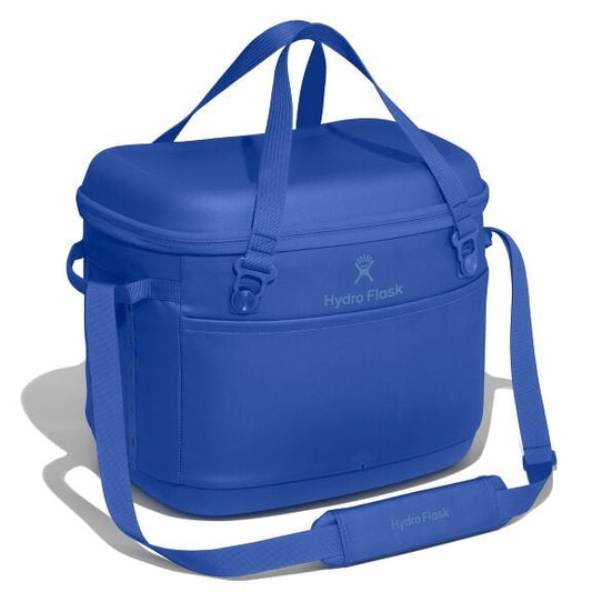 carryouttm-soft-cooler-30-l-x8 cpco382_carryout_cooler_30l_capri_blue_angled_1.jpg