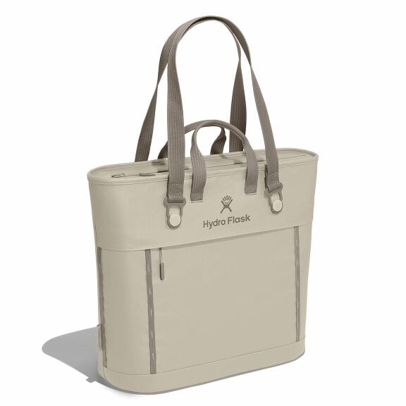 carryouttm-soft-cooler-tote-20-l-k8 midiit114-carryout-tote-20l-oat-angled.jpg